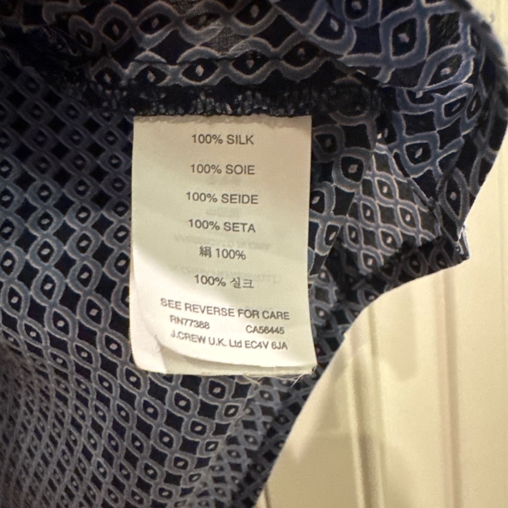 J. Crew 100% Silk Navy Geometric Blouse - Picture 3 of 3